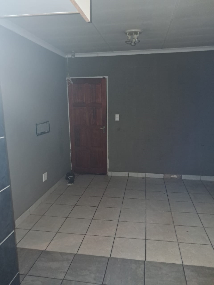2 Bedroom Property for Sale in Soshanguve XX Gauteng