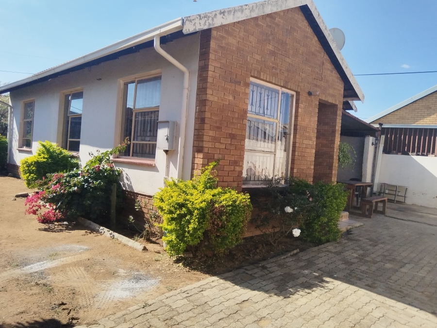 3 Bedroom Property for Sale in Soshanguve P Gauteng