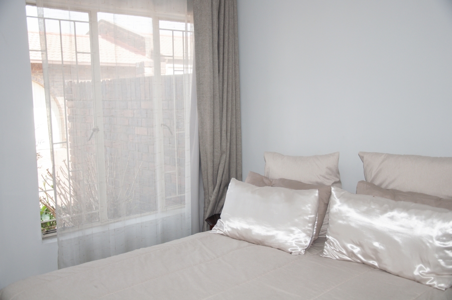 3 Bedroom Property for Sale in Buccleuch Gauteng