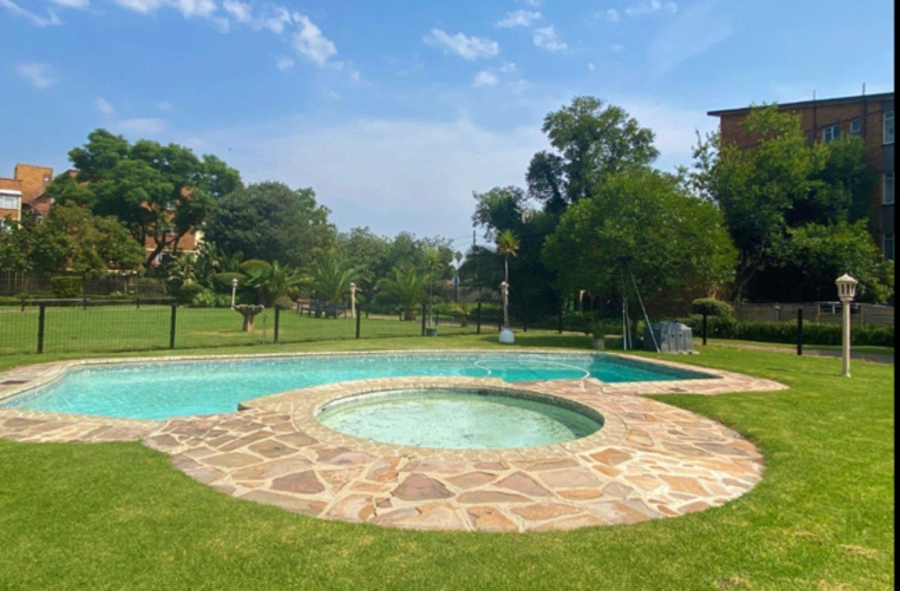 3 Bedroom Property for Sale in Cheltondale Gauteng