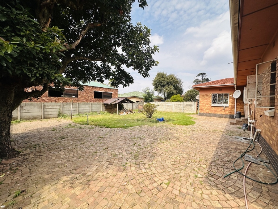 4 Bedroom Property for Sale in Lambton Gauteng