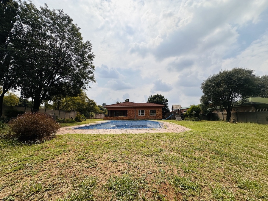 4 Bedroom Property for Sale in Lambton Gauteng