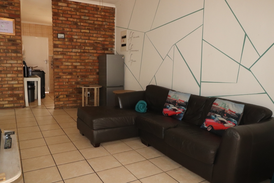 To Let 2 Bedroom Property for Rent in Edleen Gauteng