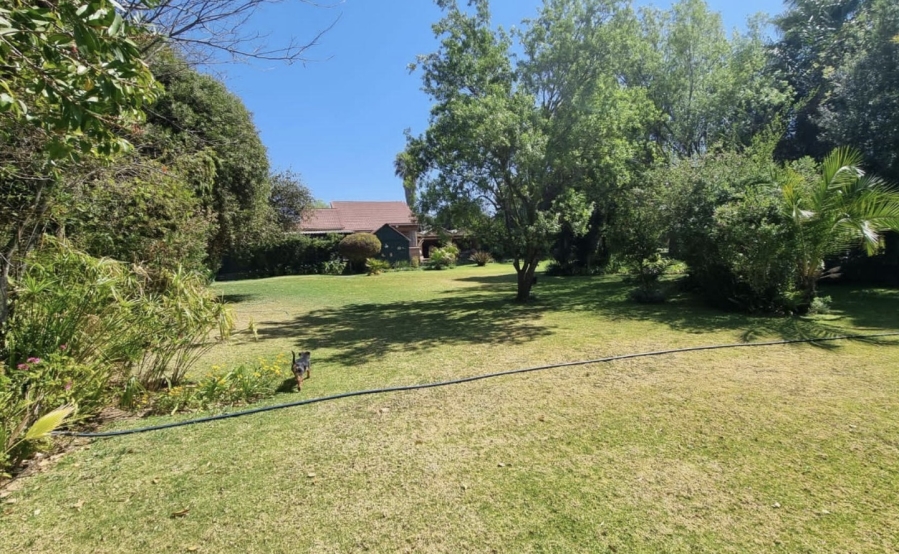 9 Bedroom Property for Sale in Glen Austin Gauteng