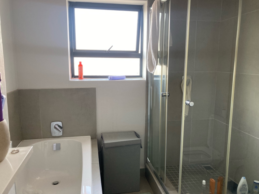 2 Bedroom Property for Sale in Morningside Gauteng