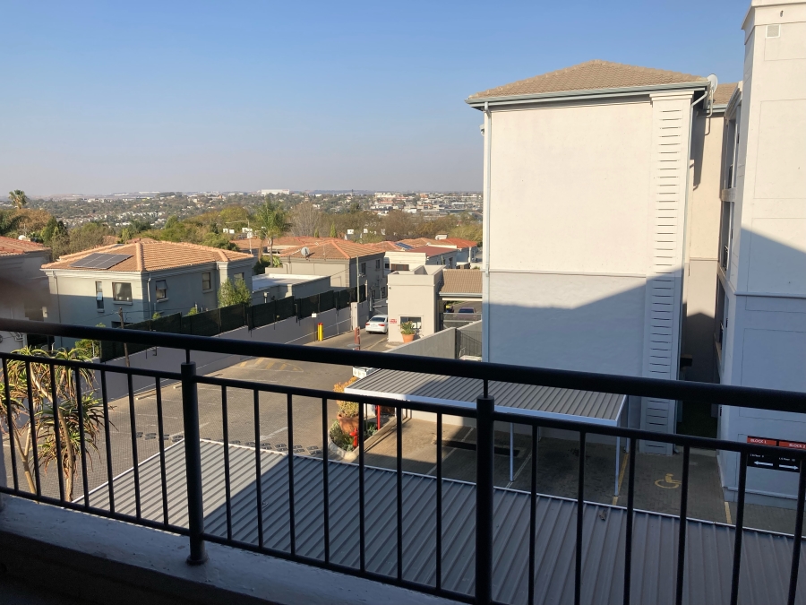 2 Bedroom Property for Sale in Morningside Gauteng