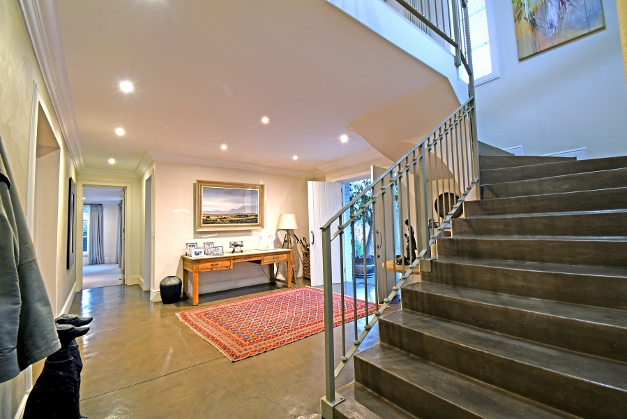 5 Bedroom Property for Sale in Atholl Gauteng