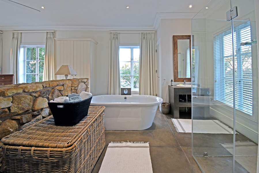 5 Bedroom Property for Sale in Atholl Gauteng