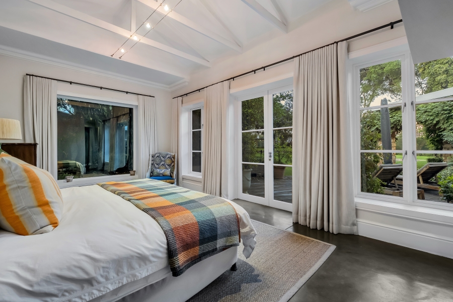 5 Bedroom Property for Sale in Atholl Gauteng