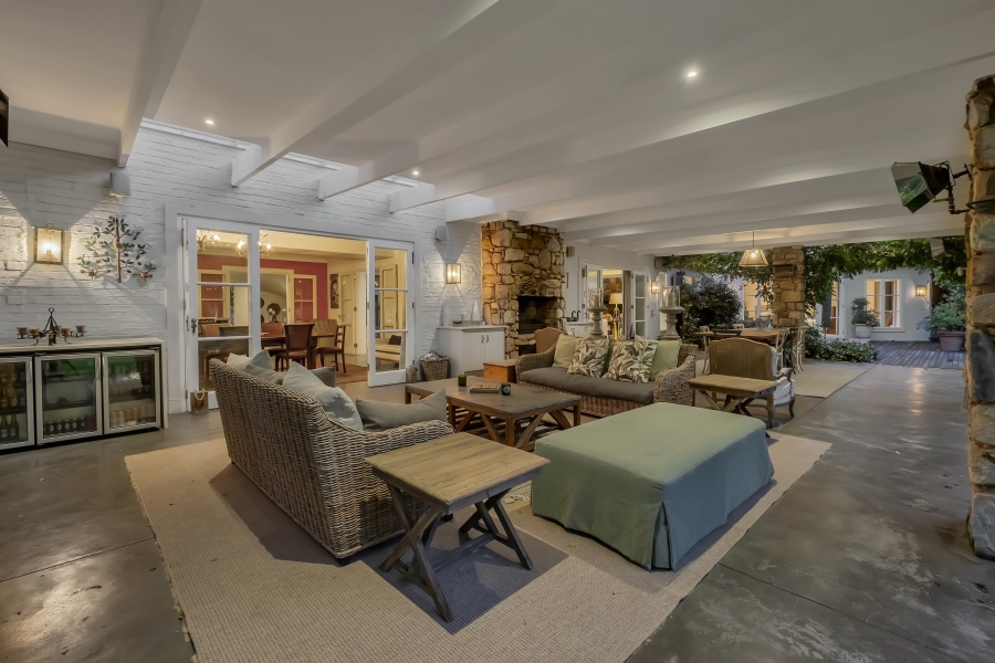 5 Bedroom Property for Sale in Atholl Gauteng