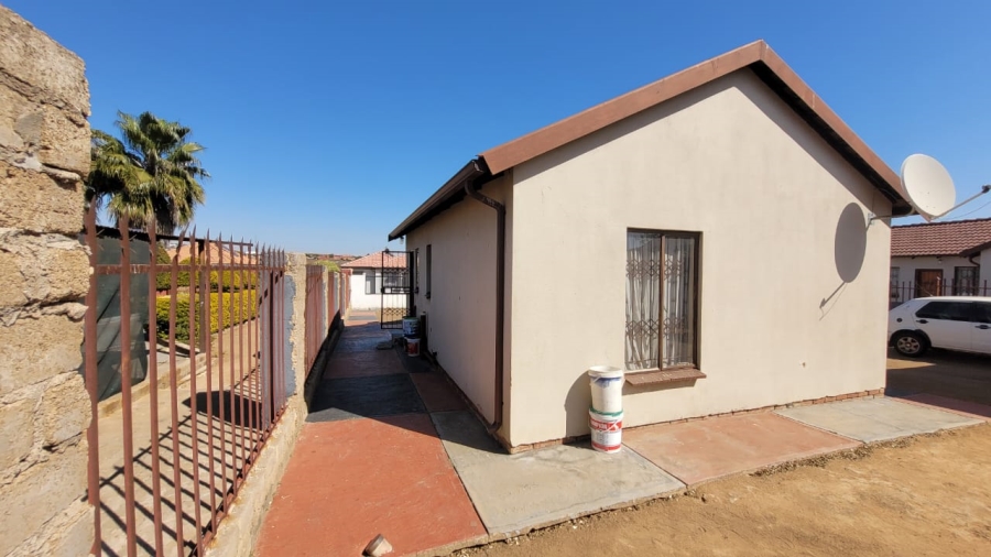 3 Bedroom Property for Sale in Soshanguve XX Gauteng
