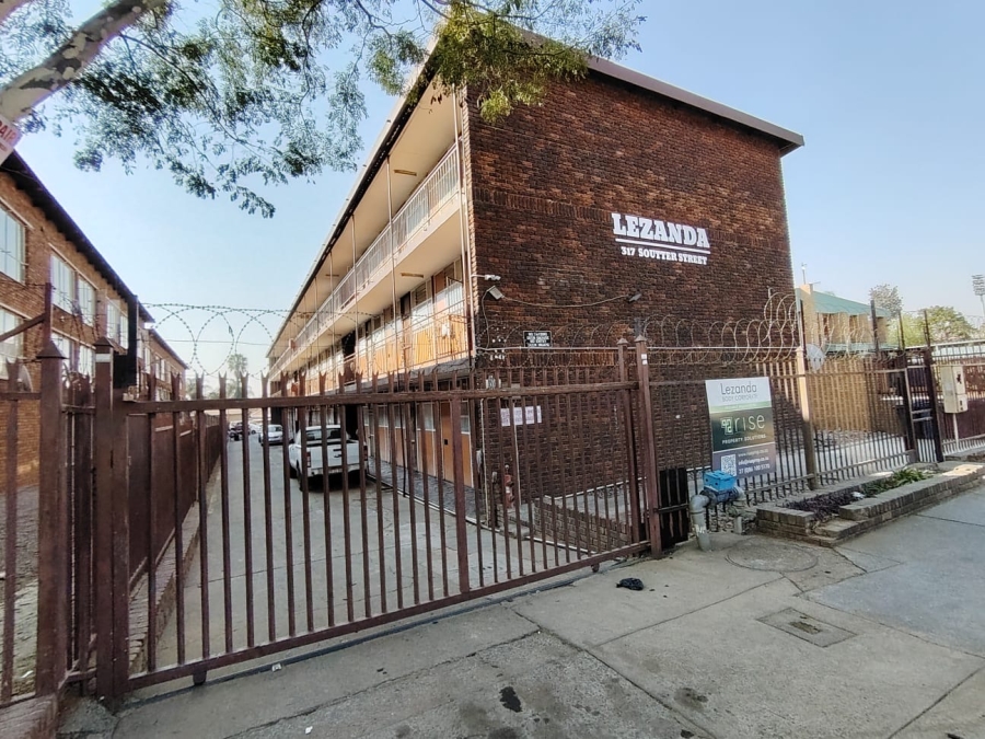 2 Bedroom Property for Sale in Pretoria West Gauteng