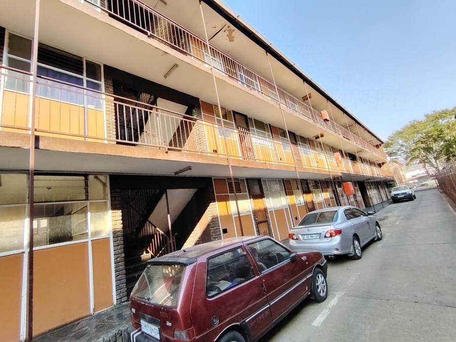 2 Bedroom Property for Sale in Pretoria West Gauteng