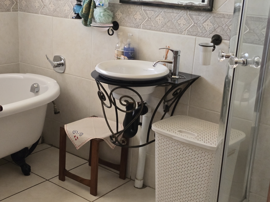 3 Bedroom Property for Sale in Bredell Gauteng
