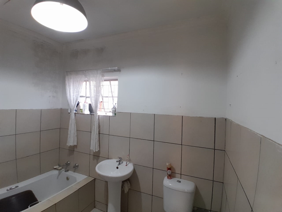 3 Bedroom Property for Sale in Elandspoort Gauteng