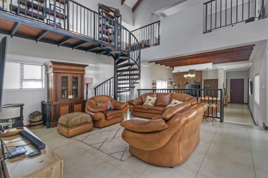 3 Bedroom Property for Sale in Waterfall Country Estate Gauteng