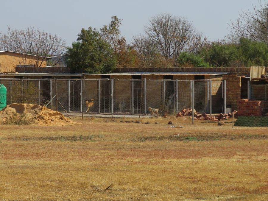 5 Bedroom Property for Sale in Derdepoort Gauteng