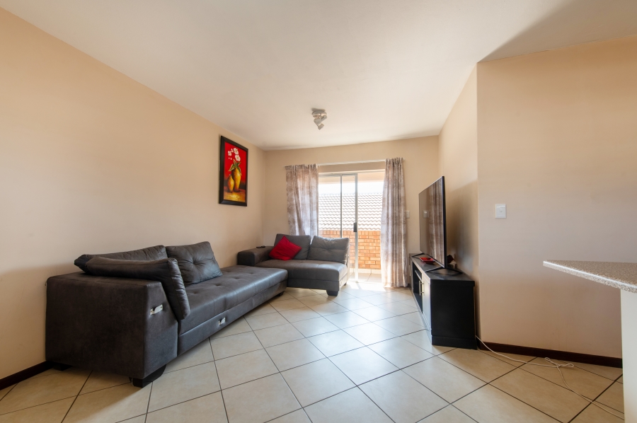 2 Bedroom Property for Sale in Noordwyk Gauteng