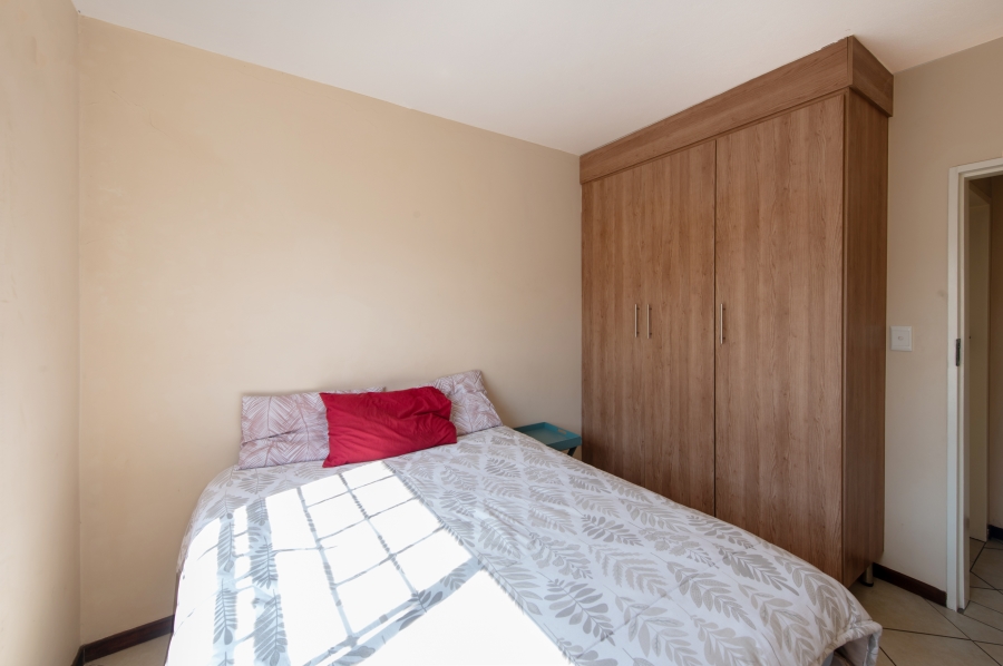 2 Bedroom Property for Sale in Noordwyk Gauteng