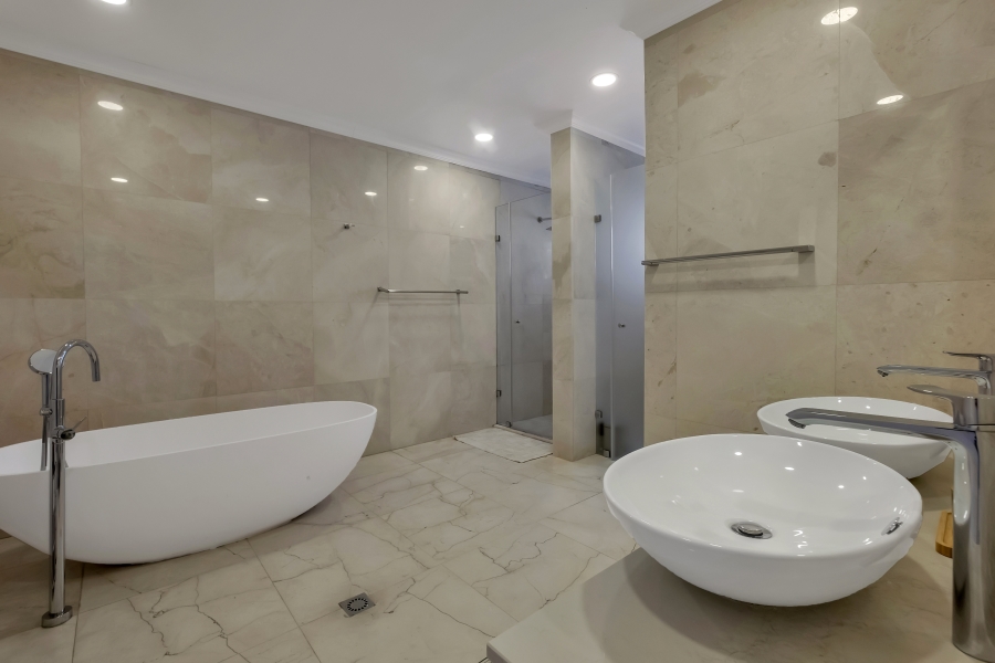 4 Bedroom Property for Sale in Greenside Gauteng