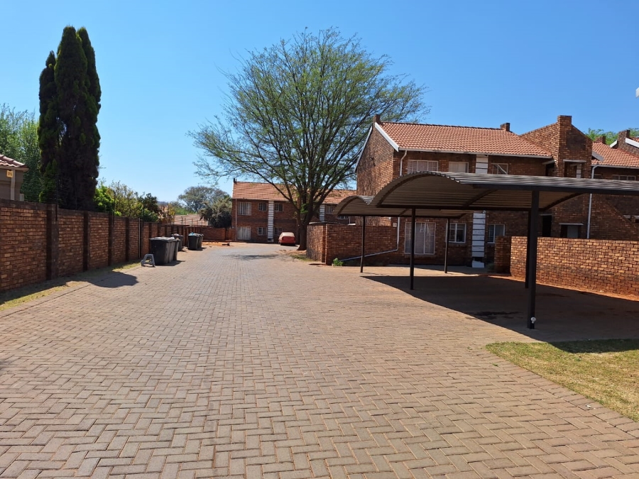 2 Bedroom Property for Sale in Clarina Gauteng