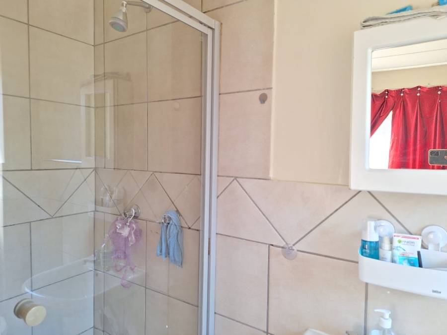 2 Bedroom Property for Sale in Clarina Gauteng