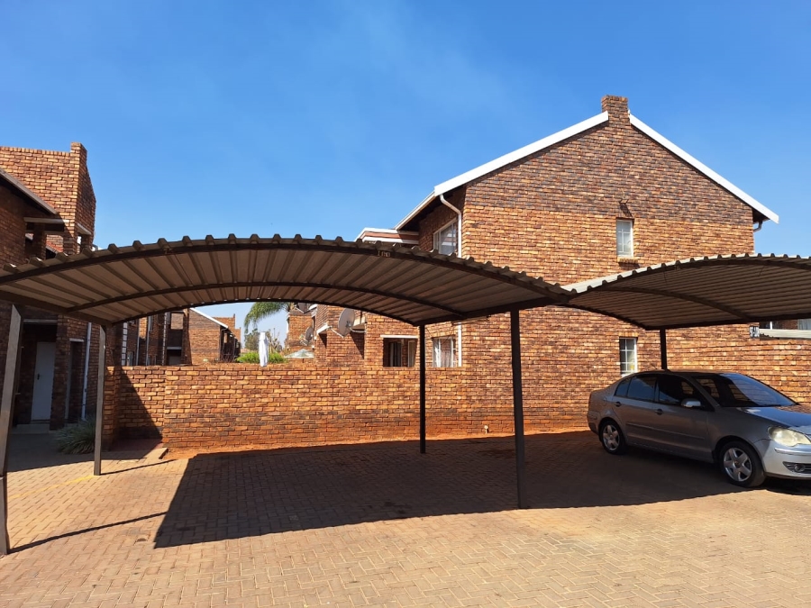 2 Bedroom Property for Sale in Clarina Gauteng