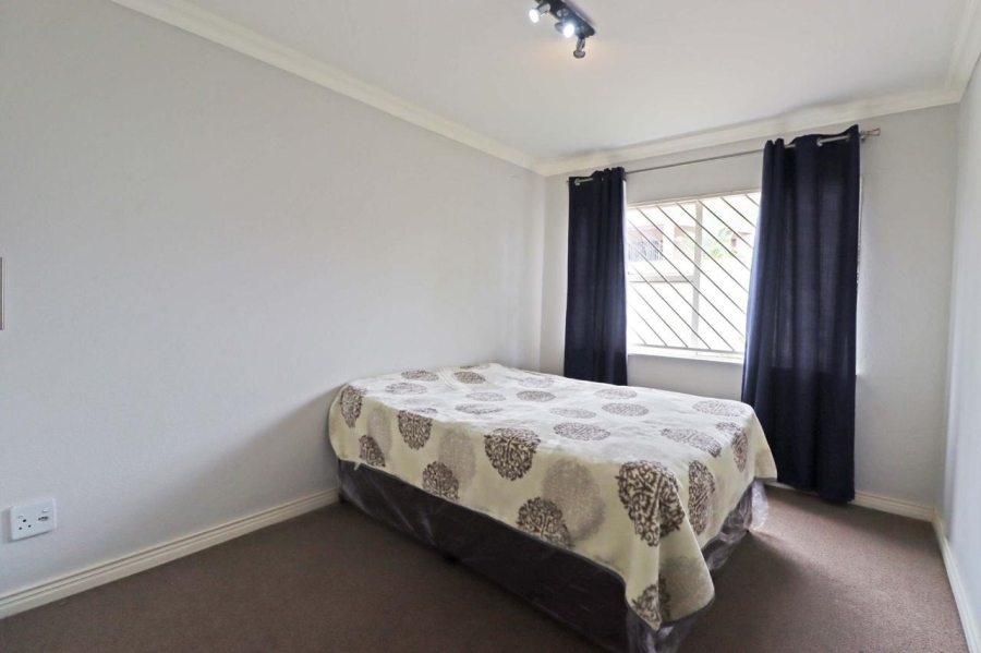 2 Bedroom Property for Sale in Bryanston Gauteng