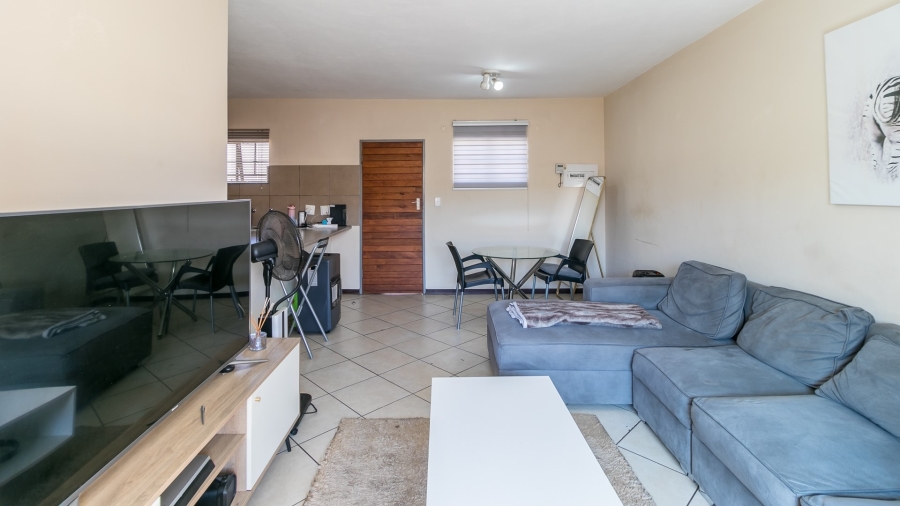 2 Bedroom Property for Sale in Noordwyk Gauteng