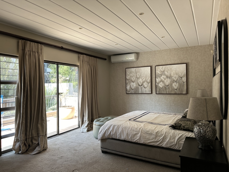 To Let 4 Bedroom Property for Rent in Bryanston Gauteng
