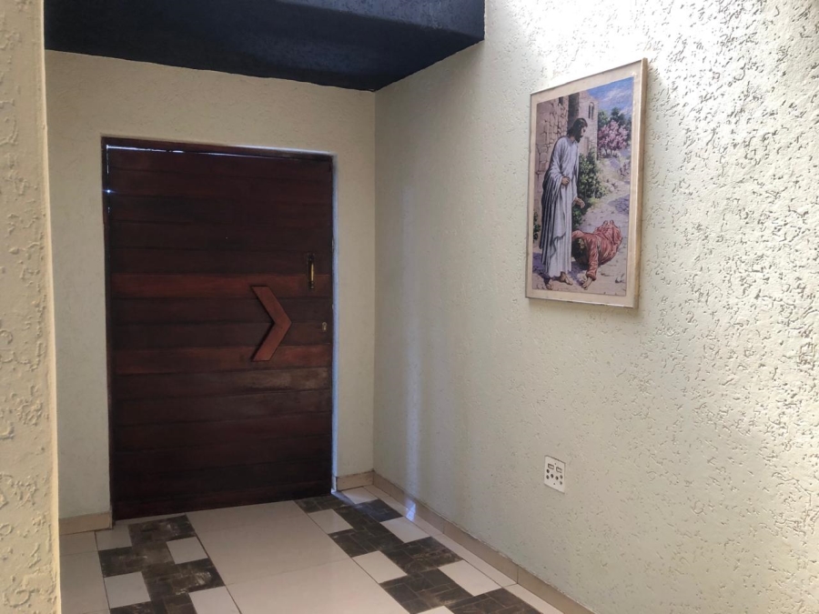 3 Bedroom Property for Sale in Lenasia South Gauteng