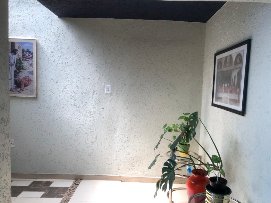 3 Bedroom Property for Sale in Lenasia South Gauteng