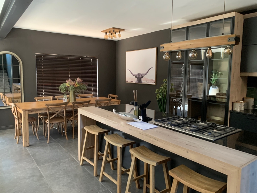 3 Bedroom Property for Sale in Faerie Glen Gauteng