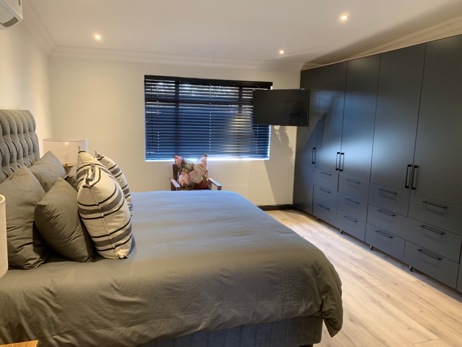 3 Bedroom Property for Sale in Faerie Glen Gauteng