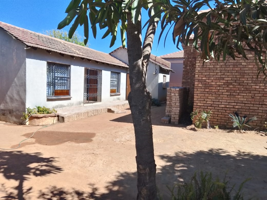 3 Bedroom Property for Sale in Soshanguve VV Gauteng