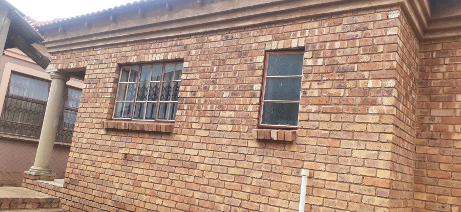 3 Bedroom Property for Sale in Soshanguve VV Gauteng