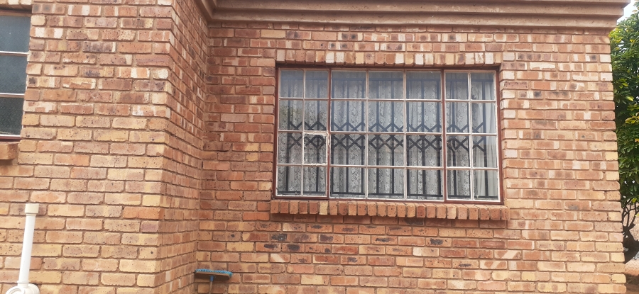 3 Bedroom Property for Sale in Soshanguve VV Gauteng