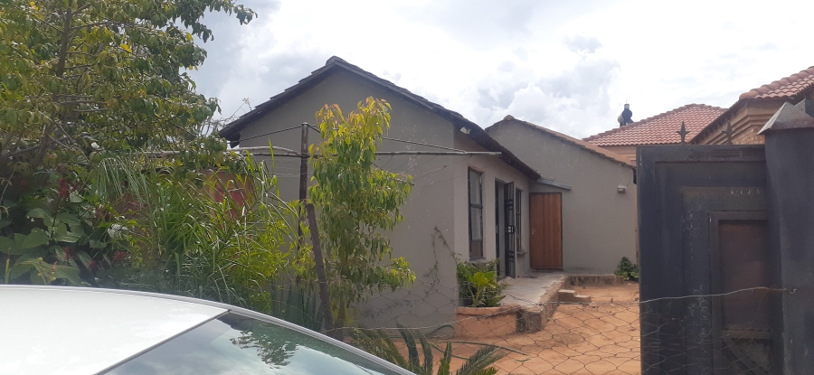 3 Bedroom Property for Sale in Soshanguve VV Gauteng