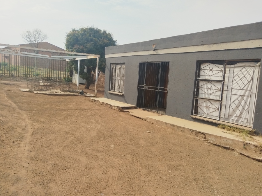 2 Bedroom Property for Sale in Soshanguve VV Gauteng