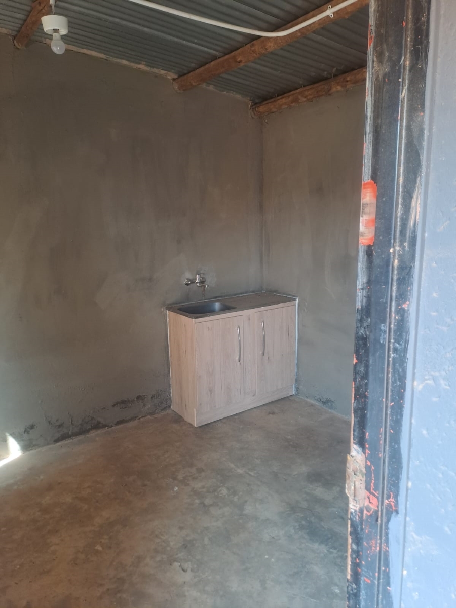2 Bedroom Property for Sale in Soshanguve VV Gauteng