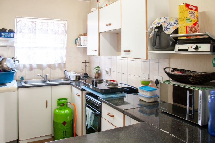 2 Bedroom Property for Sale in Vorna Valley Gauteng