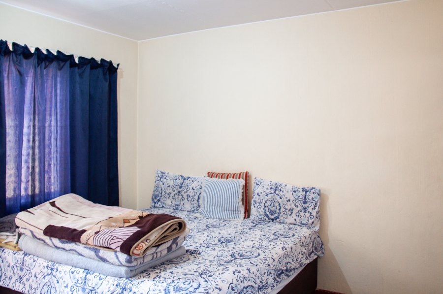2 Bedroom Property for Sale in Vorna Valley Gauteng