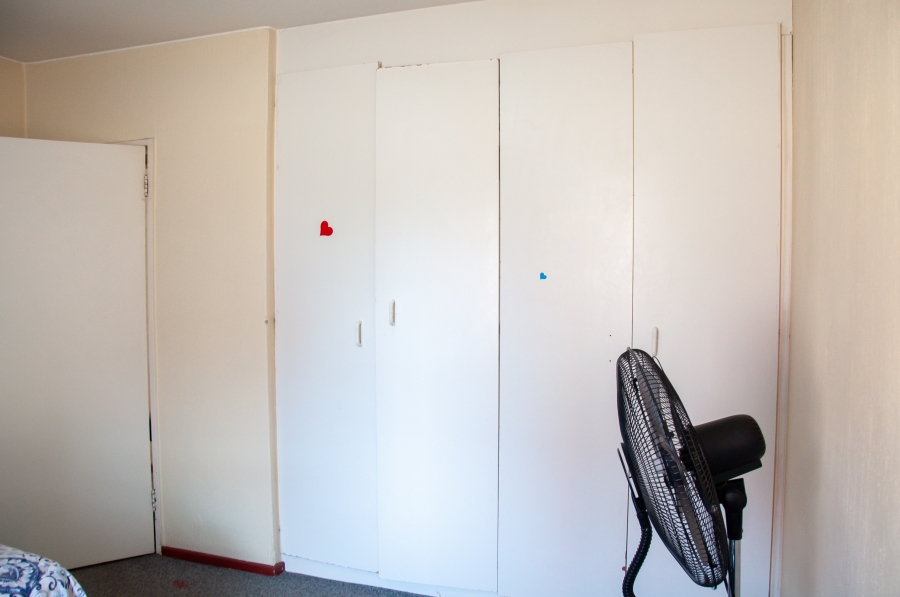 2 Bedroom Property for Sale in Vorna Valley Gauteng
