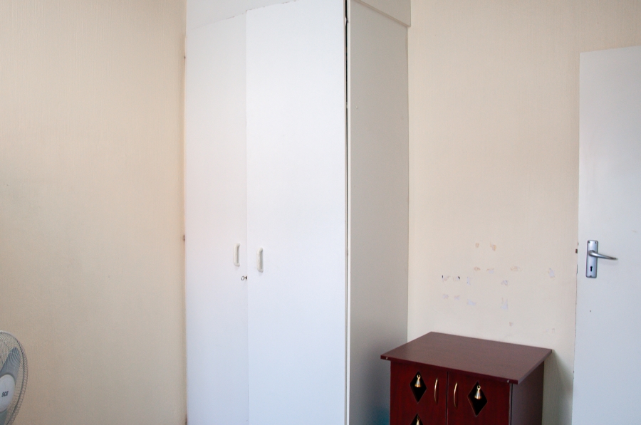 2 Bedroom Property for Sale in Vorna Valley Gauteng