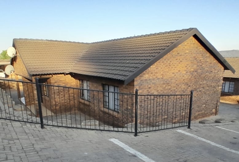 2 Bedroom Property for Sale in Philip Nel Park Gauteng