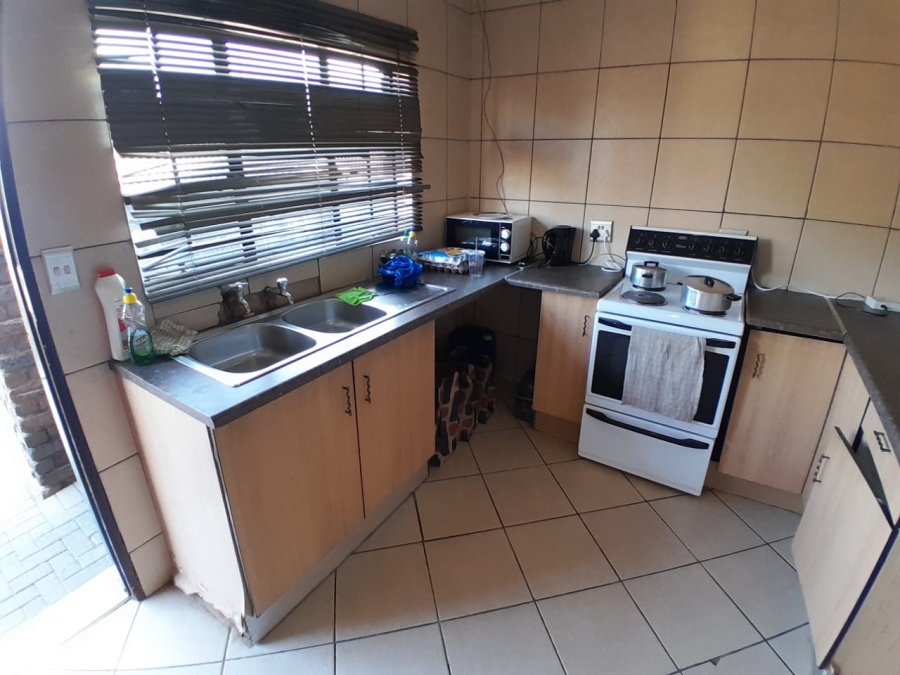2 Bedroom Property for Sale in Philip Nel Park Gauteng