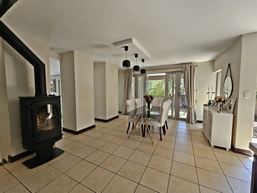 To Let 4 Bedroom Property for Rent in Midstream Estate Gauteng