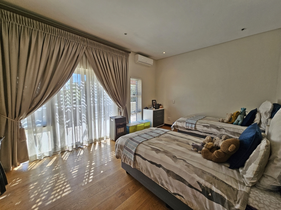 To Let 4 Bedroom Property for Rent in Midstream Estate Gauteng