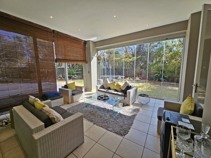 To Let 4 Bedroom Property for Rent in Midstream Estate Gauteng
