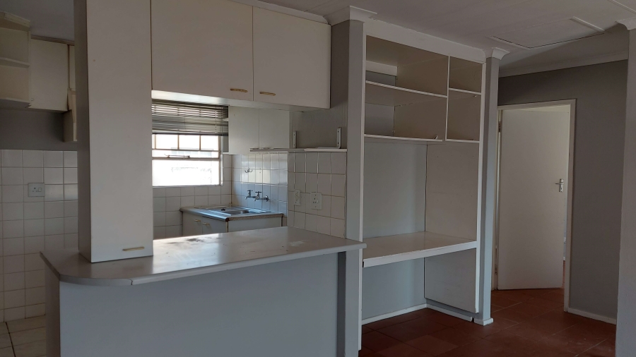 2 Bedroom Property for Sale in Ravenswood Gauteng